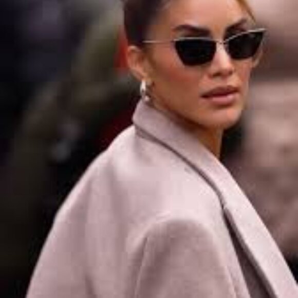 🕶️ New Saint Laurent SL637 002 Sunglasses - Silver Frame, Grey Lenses - Picture 4 of 13